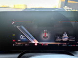 『運転』に対するBMWのこだわりはメーターパネルにも表れております。視野性の良いメーターパネルは疲労感の軽減と、運転の楽しさをもたらしてくれます。
