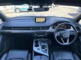 Q7  本革シート サンルーフ