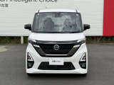 お車でお越しの際は、【東名・厚木IC】【圏央道・厚木南IC】より、R129を平塚方向へまっすぐ3〜4km(約10分程)です。