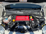 直列4気筒DOHC 16バルブ インタークーラー付ターボエンジンが装備されています。