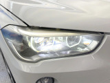 ●LEDヘッドライト:夜間走行時も良好な視界を確保し安心して運転できる高輝度LEDヘッドライトを装備!点灯速度が早く、消費電力も抑えられています。