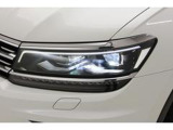 LEDヘッドライトを装備。LEDは、少ない電力で強い光を出せます。LEDヘッドライトを装備。LEDは、少ない電力で強い光を出せます。