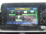 ナビゲーションの他にテレビ、ラジオ、CD、Bluetoothなど色々な機能がついていますので、運転も楽しくなります。