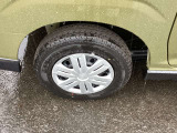 ☆お車についた傷やヘコミ、事故の修理もハヤシにお任せください。自社鈑金工場で修理ができますの安心です☆