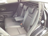☆人を中心に考えた広さと使いやすさ☆座面も広く長時間の運転も疲れにくいシート☆前席も後席も乗る人全てがくつろげる空間☆