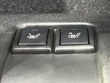 【シートヒーター】寒い日に重宝するシートヒーター!エアコンより早く温まってくれるので寒がりの人も安心ですね♪エアコンの温風は乾燥するから苦手、という方にもをおすすめです。