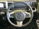 【ステアリングスイッチ】運転中、前方から目線をそらすことなく、オーディオ等の操作が可能な便利機能!安心&快適なドライブを演出してくれます♪