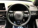【純正革巻きステアリング】上質な革を使用することで、手にしっかり馴染みとても運転しやすいハンドルです♪