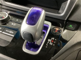 当店での販売車両は、車検整備はもちろん、車検残ありの車両でも点検整備をしっかり終わらせてからお客様へ引き渡し致しますので、安心してご購入いただけます♪