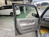 ちょっと見ずらい所もこのミラーで視覚を確保