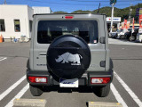 広々とした車内空間に優れた燃費性能。更にデザインも上質で人気のお車です!