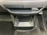 【インストアセンターロアボックス】CDがちょうど収まるボックスです♪お気に入りのCDを入れておけばすぐ取り出せます♪