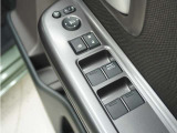 ◆パワーウィンドウスイッチ◆運転席から全席の窓の開閉操作を行うことが出来いつでも換気ができます!