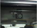 リヤ用ドライブレコーダー装備!これがあれば、相手方が危険運転をしてきた場合などでも客観的に証明でき、事故や事件の直接的な証拠の確保にも生り得ます。