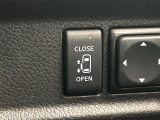 【パワースライドドア】スマートキーや運転席のスイッチでスライドドアの開閉が可能♪電動だから力を入れてドアを開ける必要が無く、小さいお子様でも、重い荷物を持っている時もラクに開け閉めできます♪