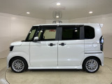 ご納車までの期間ですが、県内のお客様は2、3週間、県外のお客様は3、4週間ほどでご納車が可能となります。但し、お支払いや書類の状況によっては多少の前後もありますので、その際には何卒ご了承下さい。