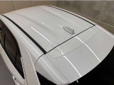 &rdquo;屋根の状態もしっかり確認出来ます。トヨタ中古車「まるごとクリーニング」でピカピカです。&rdquo;