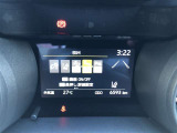 隣車線を走る車両をレーダーで検知し、ドアミラーでは確認しにくい後側方エリアに存在する車両に加え、急接近してくる車両も検知します。車両を検知するとドアミラーに搭載されたLEDインジケーターが点灯します。