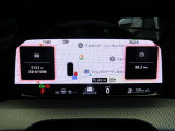 《デジタルメーター》 各種車両情報をワンタッチで切り替えられる仕様となっています。
