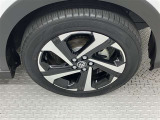 全車種、走行距離無制限の1年間無料保証付き!全国5000ケ所に及ぶトヨタサービス店舗の安心ネットワーク!*オプションで3年間延長保証にも変更可能です*