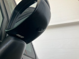 当店は仕上げ業者と提携して、車両の仕上げを行っております。磨き、ルームクリーニング、ヘッドライト磨き、を一貫して行っております。
