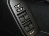電動格納式ドアミラー・パワーウインドウを装備しています。