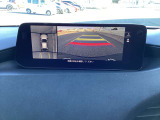 【360&deg;ビューモニター】お車の死角になる部分、いわゆる前方、左右、後方をカメラで疑似的に上から見下ろす格好でモニターに映します☆これで安心して運転に集中できますね☆