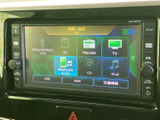 ラジオやテレビ、Bluetooth Audioなど、利用できる音源を一覧から選べる画面です。聴きたいメディアを見つけやすく、日々の移動時間に合わせて活用できます。