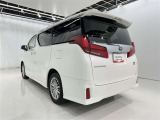 低燃費で環境にもやさしいハイブリッド車です。トヨタ専用診断機器でハイブリッドシステムを綿密に点検してあります!