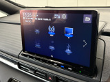 ホンダ純正ナビ付き!ラジオ、テレビ、CD、DVD、豊富な機能が充実しています。