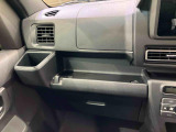 納車前にはプロのメカニックが、各部の点検を行います。ディーラーにしか出来ない品質、そしてサービスできっと満足していただけると思います!