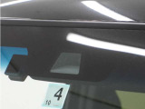◆Honda SENSING◆ カメラ等装置で精度の高い検知能力を発揮、安全運転を支援します。ステアリング上のコントローラーに注目!