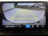 ◆【リアカメラ】が装着されています。リバースに入れるだけで映ります。後方の安全確認や、狭い駐車場での車庫入れ、雨の日や夜間など視界の悪い時に便利です。安全にバックする為には欠かせない装備です。