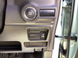 ☆車の保険は買ったところで加入するのがベストです。保険に関しても大手保険代理店をしておりますので安心してお任せください。不慮の事故の際も自社鈑金工場と連携して修理を進めてまいります☆