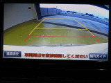 バックガイドモニターで、後方を確認しながら安心して駐車することができます。運転初心者も熟練者も必須の機能ですよ!