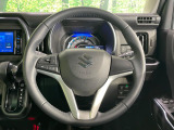 【純正革巻きステアリング】上質な革を使用することで、手にしっかり馴染みとても運転しやすいハンドルです♪