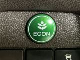 ★ECONスイッチ★ エコドライブを加速しよう!スイッチをONにすると、運転の仕方によるロスを抑え込み燃費をよくするようクルマが頑張ります(*^ー^*)燃費向上にチャレンジ♪