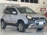 アウトドアテイストあふれるCross専用デザインを採用。街乗りからレジャーまで幅広く活躍する一台です。