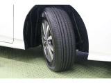 タイヤサイズ 195/65R15。