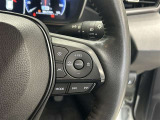 前方の車との車間を設定し、スピードを上げたり緩めたりを自動で行ってくれる追尾式の「レーダークルーズ」。上級装備の一つです!高級車にしかつかない嬉しい機能です。