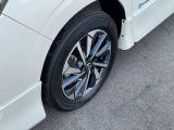 セレナ 1.2 e-POWER ハイウェイスターV 