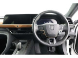 見通しのよいすっきりとした視界で、誰でも運転しやすいです。運転のしやすさは疲れにくさにも繋がりますよ♪