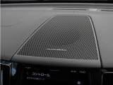 【harman/kardon】世界のオーディオファン垂涎のプレミアムサウンドシステムを搭載。原音に近い音場空間を忠実に再現。乗る人すべてに最良の音響体験を提供します。