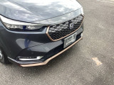 【オートライト(AUTO)】外の明るさをシステムが感知して、自動でヘッドライトが点灯します!ヘッドライトをつけ忘れを防ぐ便利機能です。美しいデザインと機能性を兼ね備えた【フォグライト】