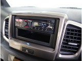 日常のドライブも楽しくしてくれるオーディオ搭載☆ AV機能:AM/FMラジオ・CD・USB・AUX
