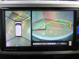パノラミックビューモニター付きです。車両を上から見たような映像をディスプレイオーディオ画面に表示。運転席からの目視だけでは見にくい、車両周辺の状況をリアルタイムでしっかり確認できます。