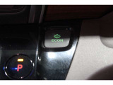 ECONボタンで低燃費モードに☆☆☆ECONスイッチを上手に使ってエコドライブ♪♪環境にもお財布にも優しい装備です☆☆☆