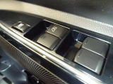 全席パワーウィンドウスイッチ★運転席はワンタッチで開閉可能です♪