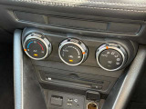 エアコンも搭載されておりますので自分の好きな温度、風量に合わせて快適に運転できますね!