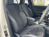 車内での喫煙歴も無く綺麗な状態をキープしております。
